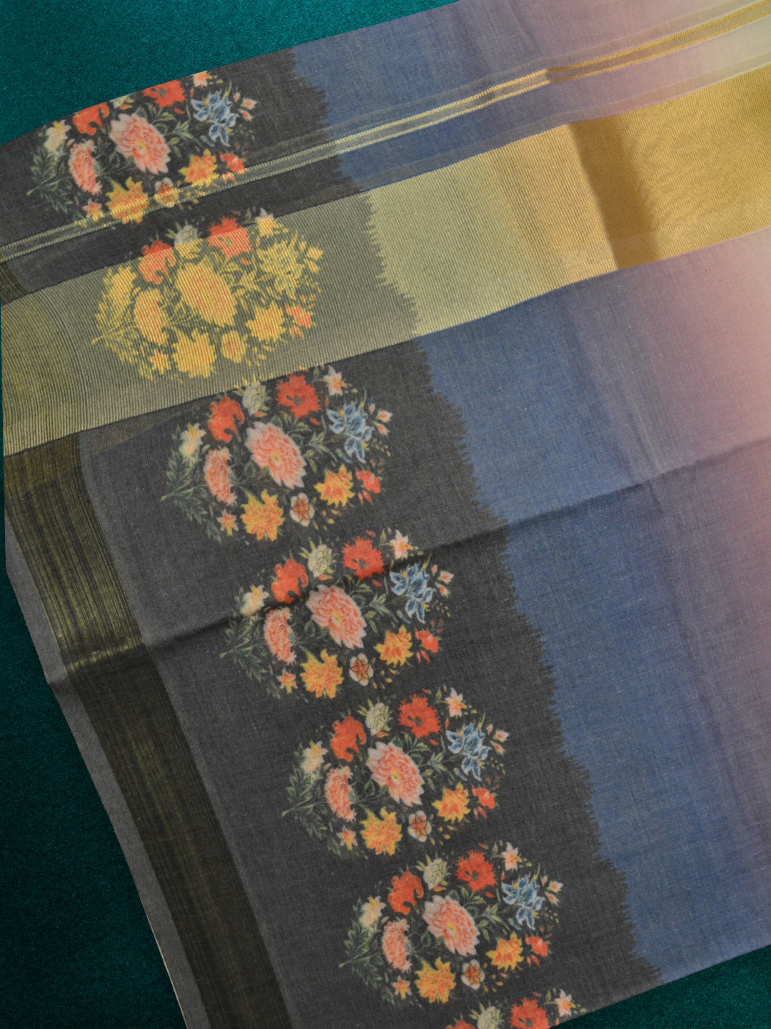 HODSM05 Kalyan Silks Set Mund