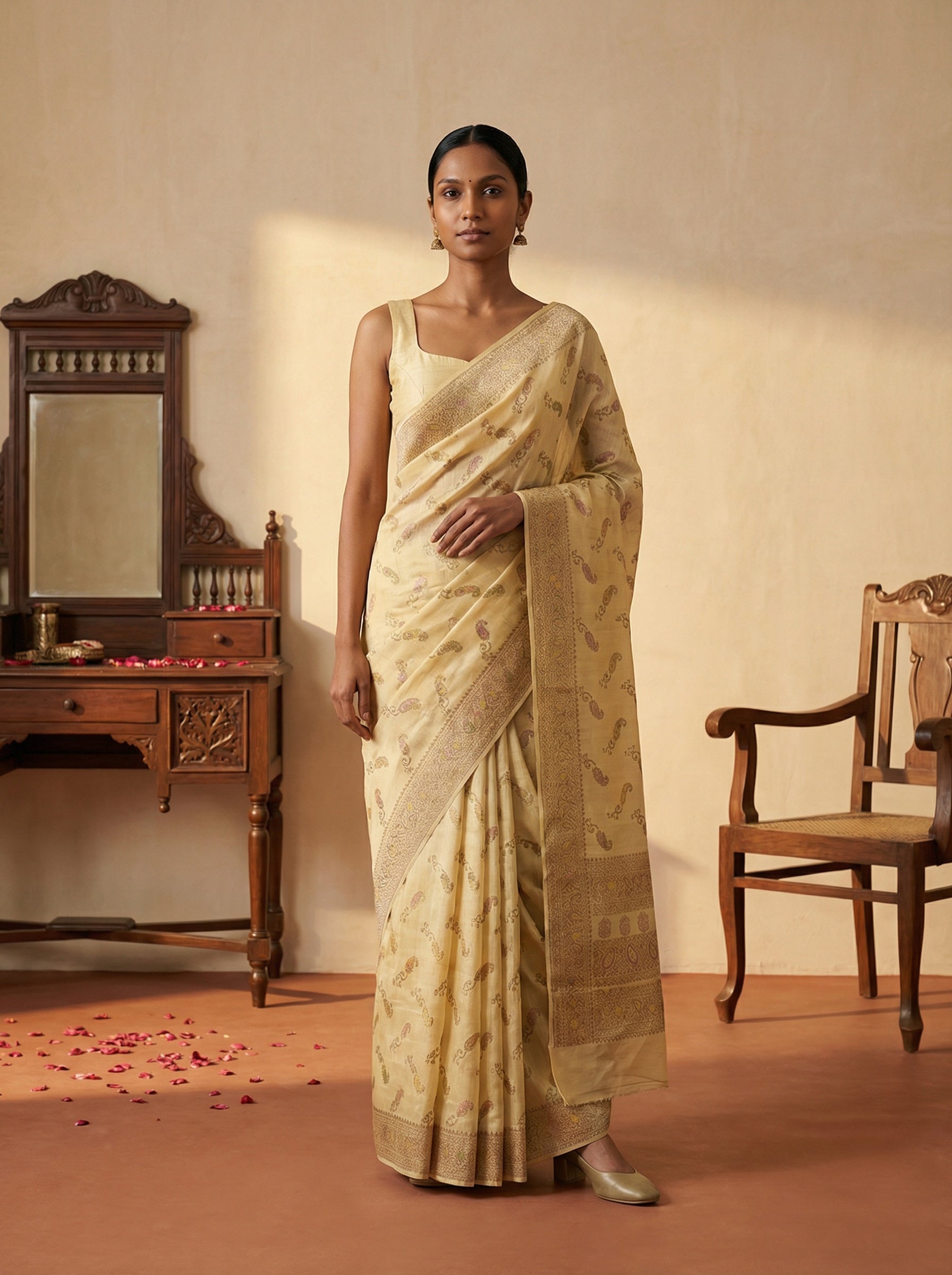Jute Ivory Sand Royal Paisley Saree