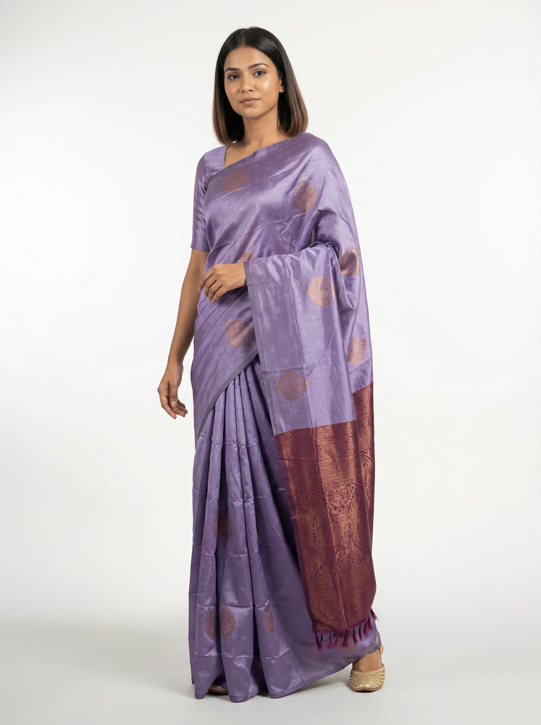 Semi Silk Women’s Lavender Saree with Rich Banarasi Pattern Pallu