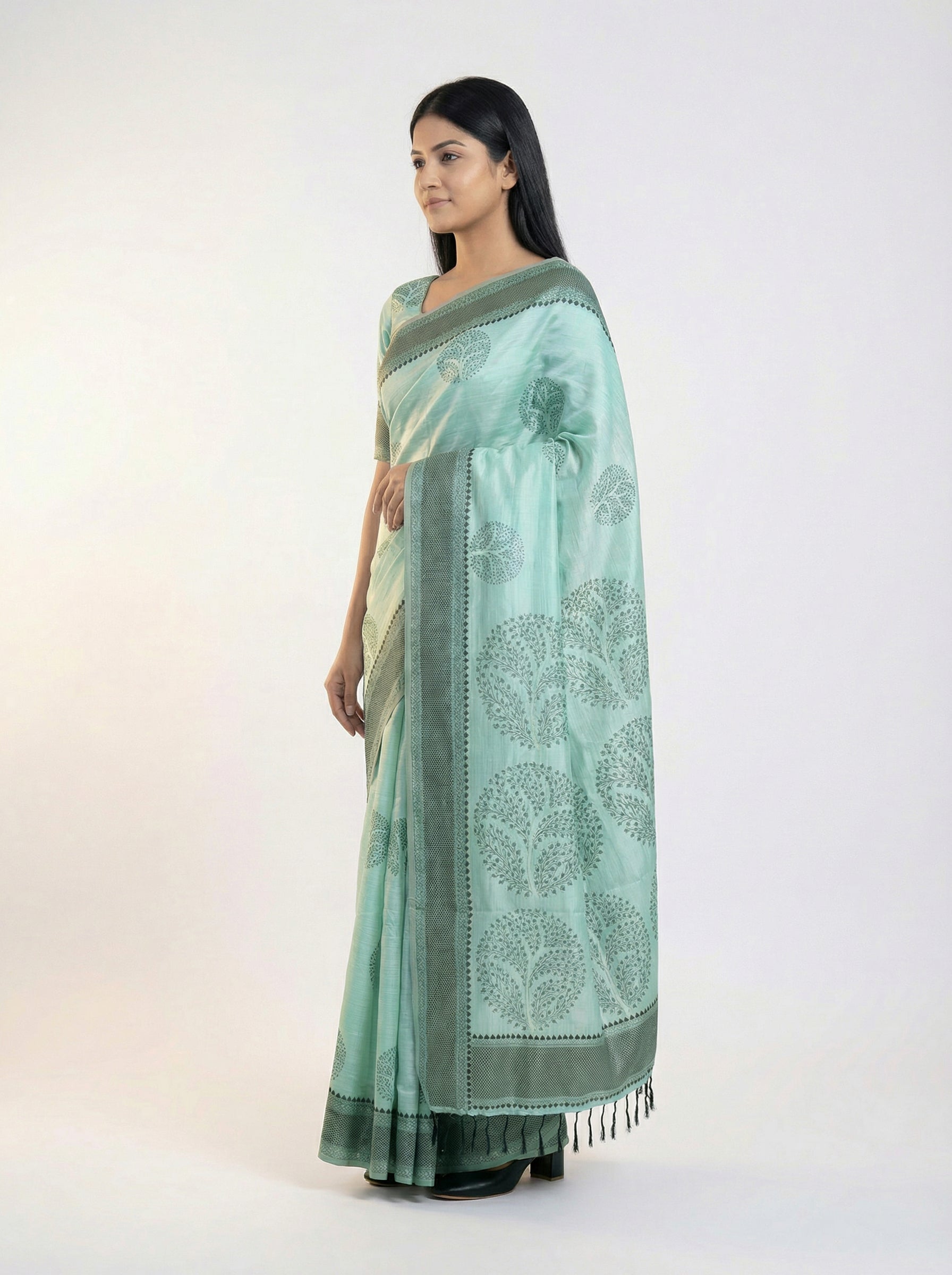 Art Silk Women’s Light Cyan Saree with Circular Butta Motifs