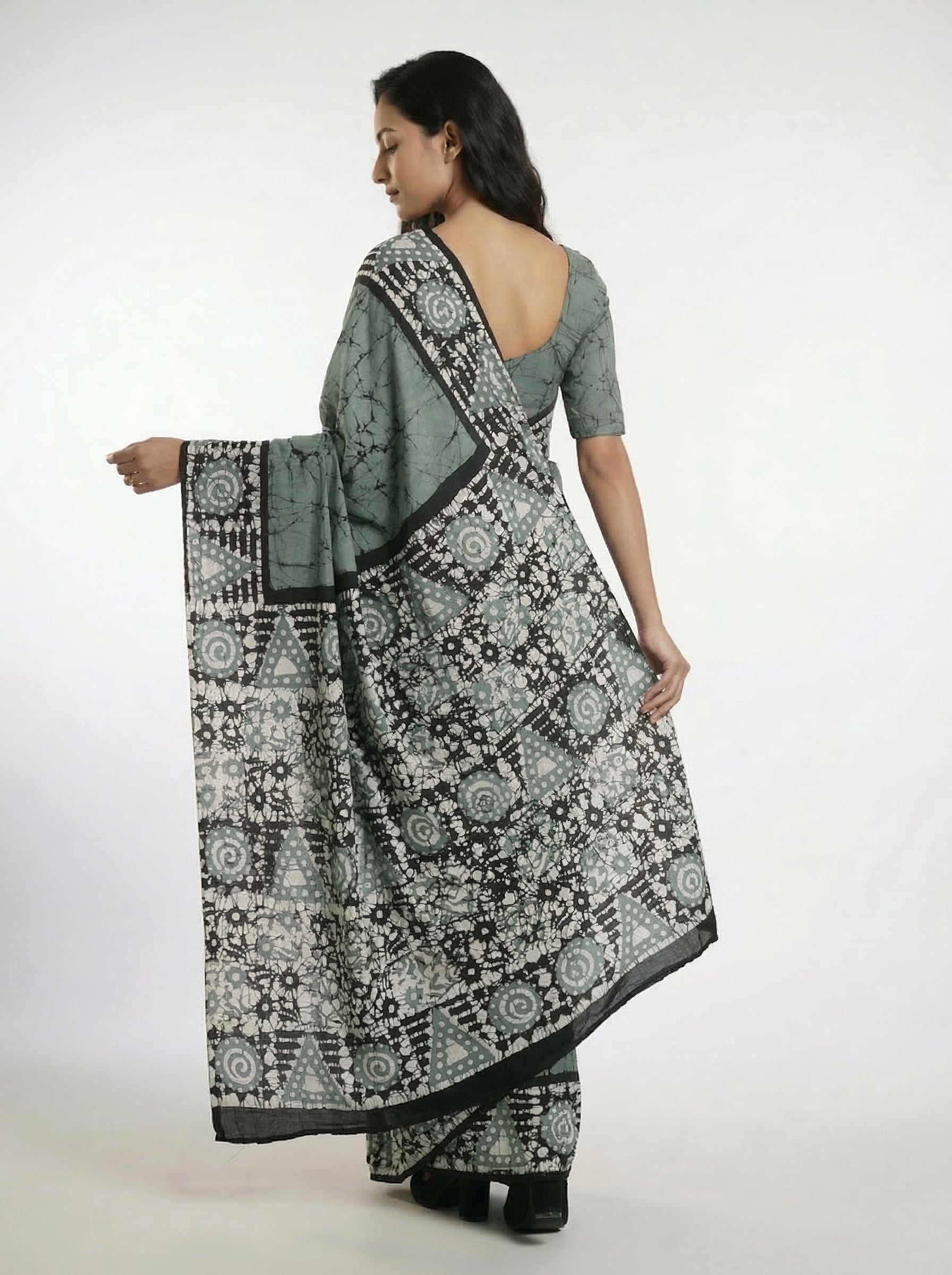 Cotton Sage Green Saree with Artistic Batik Design and Contrast Border