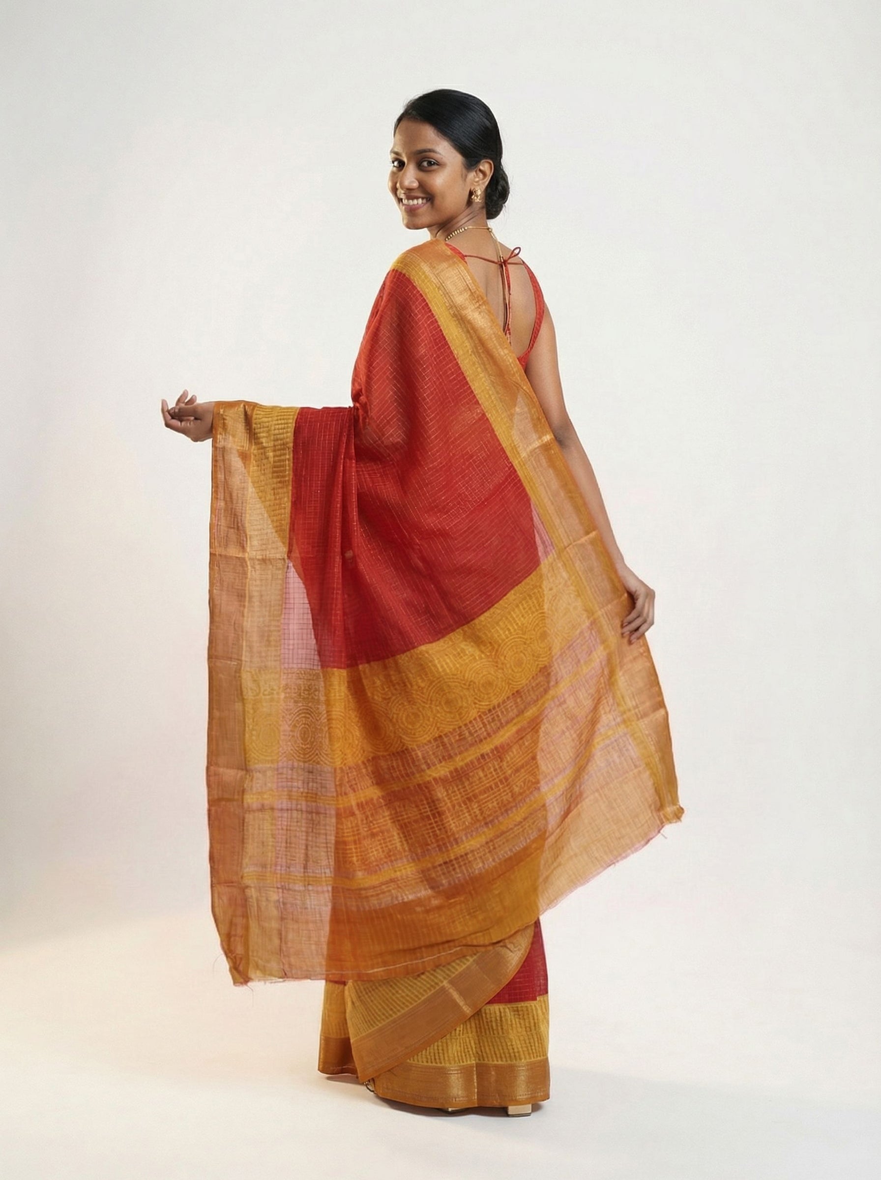Chanderi Cotton Red Checked Saree With Zari Border