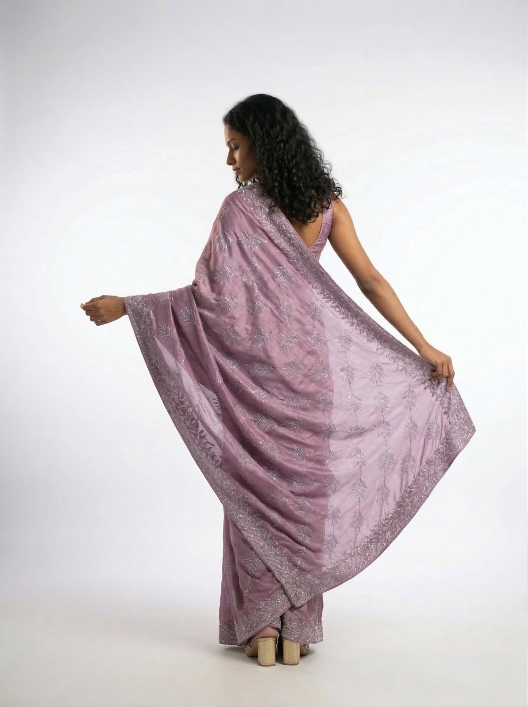 Vijithra Silk Dusty Rose Pink Leaf Pattern Stone Work Designer Saree
