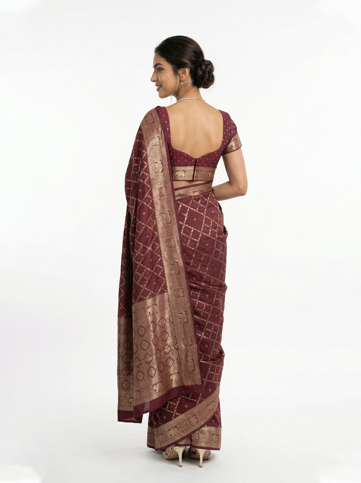 Banarasi  Wine Traditional Motif Weaving Saree
