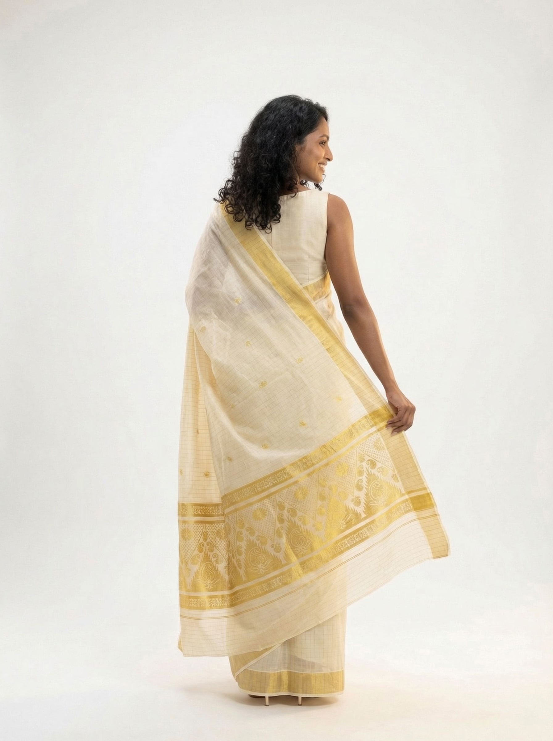 Cotton Cream Saree with Small Checked Pattern Set Saree