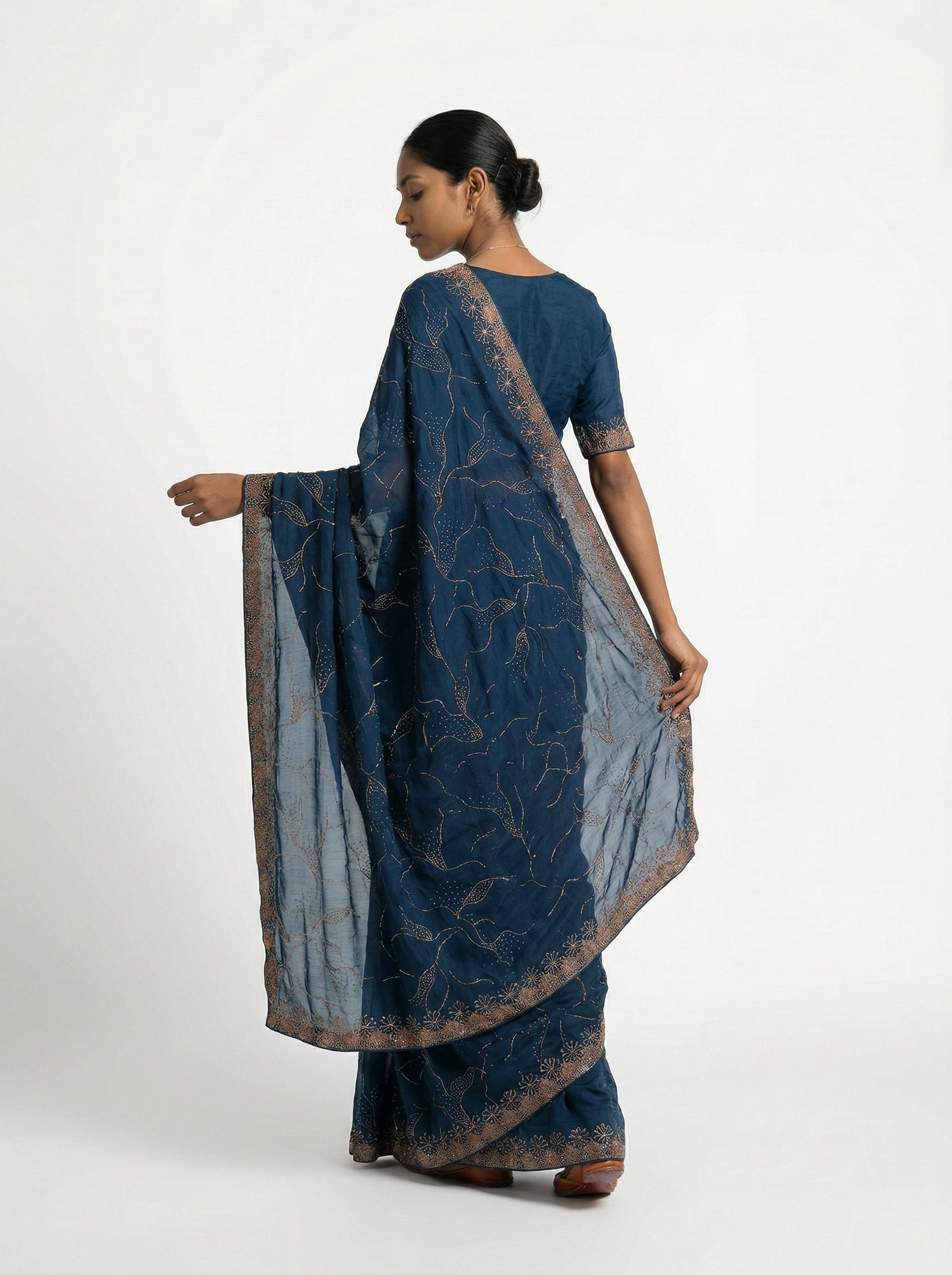 Vijithra Silk Deep Navy Blue Floral Stone Work Designer Saree