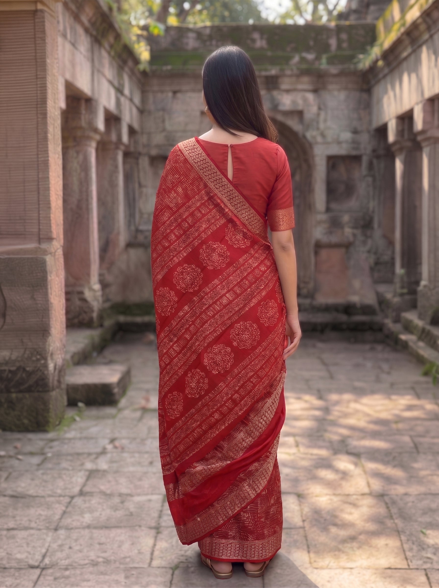 Semi Tussar Brick Red Geometric Zari Woven Saree