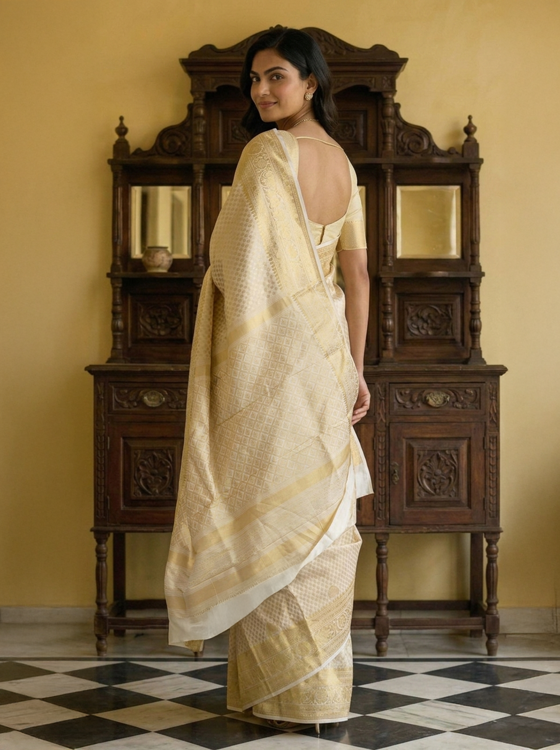Kanjivaram Pure Silk Off White Floral Grid Patterned Saree with Gold Border