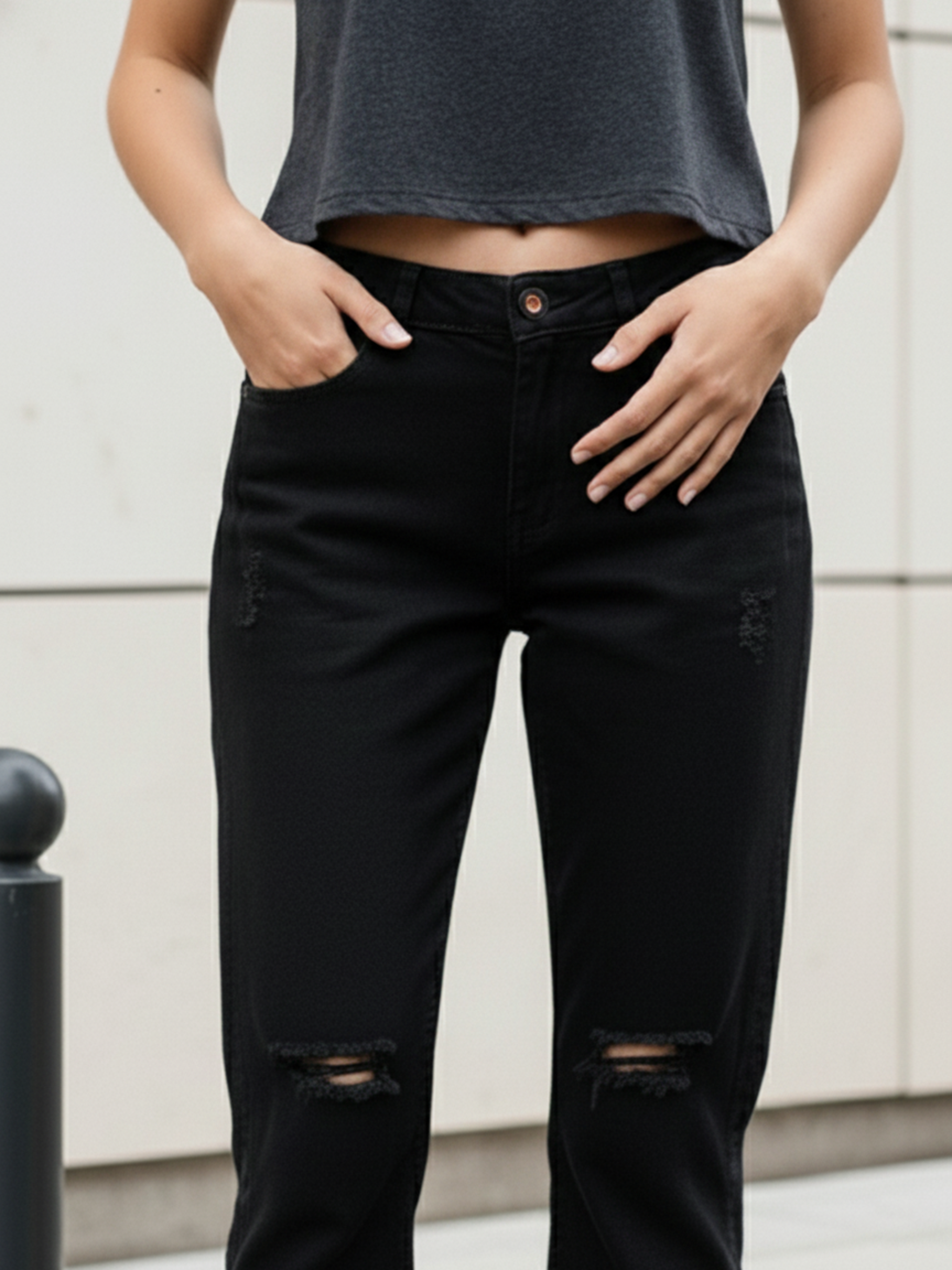 Black Ripped Moms fit jeans For Women