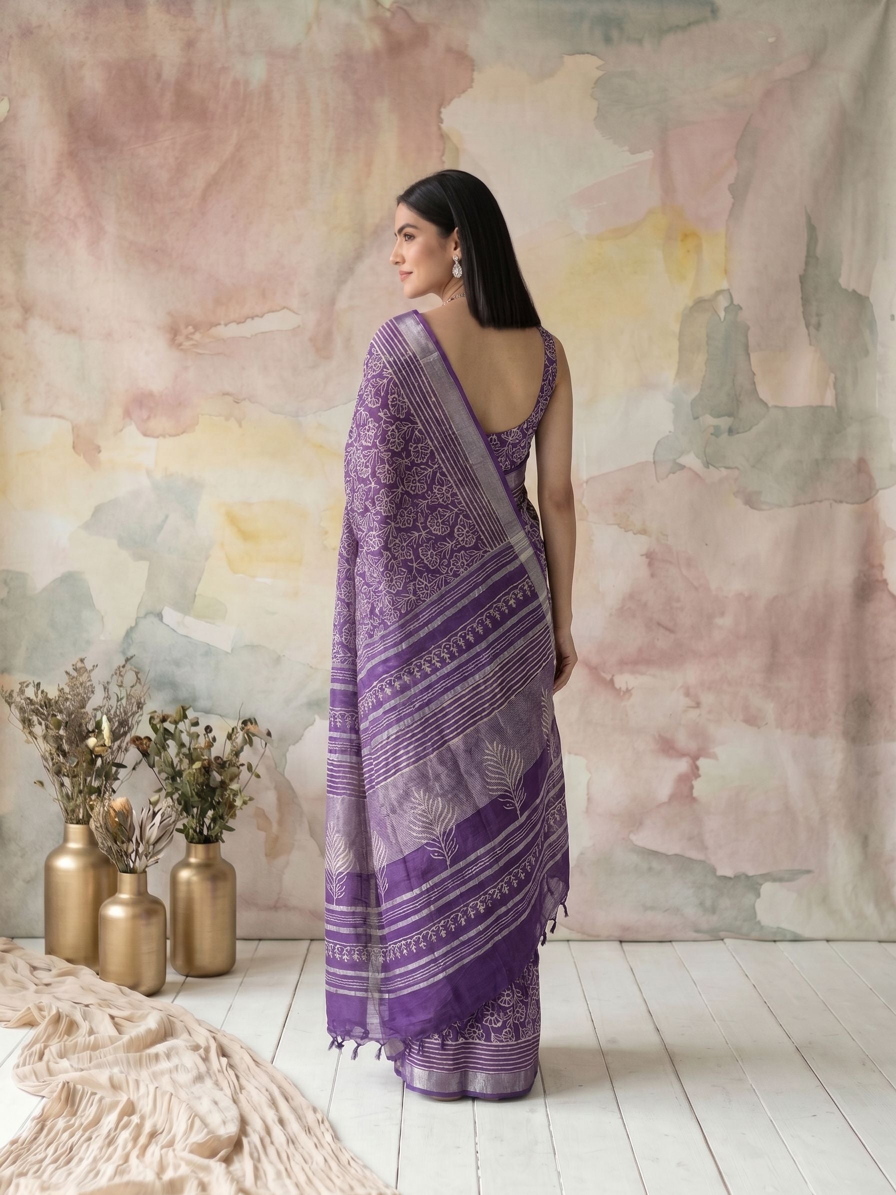 Linen  Royal Purple Traditional Vine Motif Saree