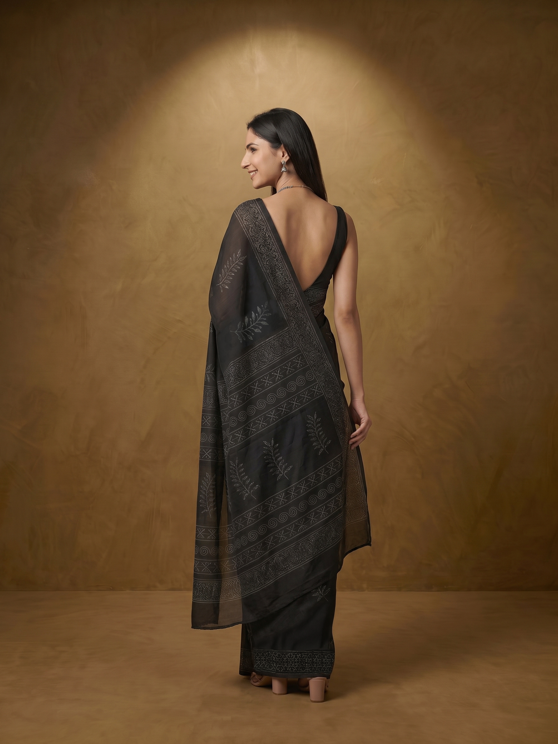 Soft Cotton Black Printed Saree with Traditional Floral Motifs and Elegant Border Design