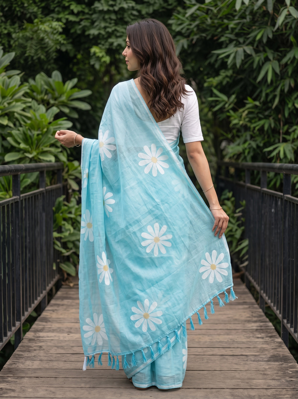 Cotton Turquoise Saree with White Daisy Floral Print