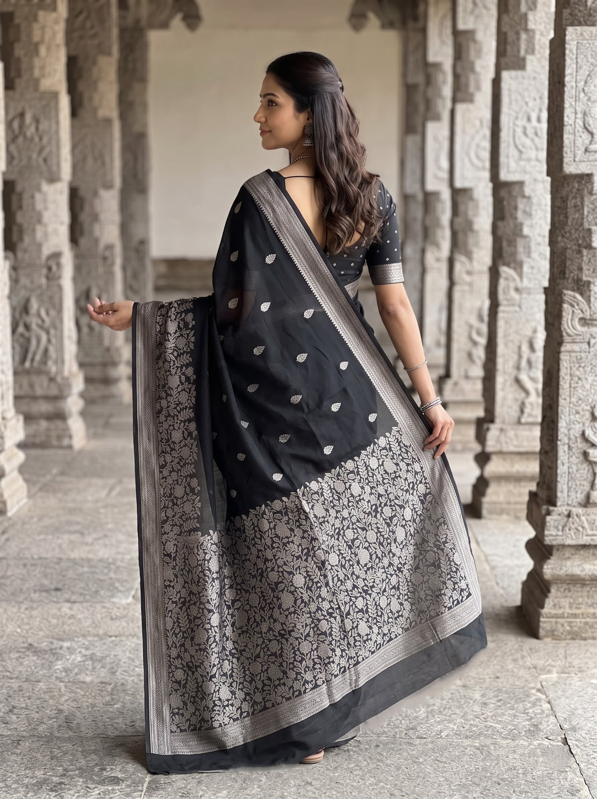 Banarasi Silk Black and Floral Vine Pallu Saree