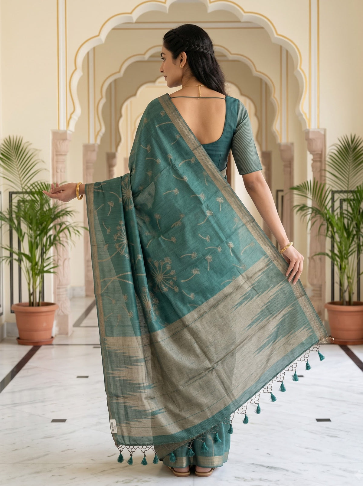 Matka Silk Green Dandelion Print Saree