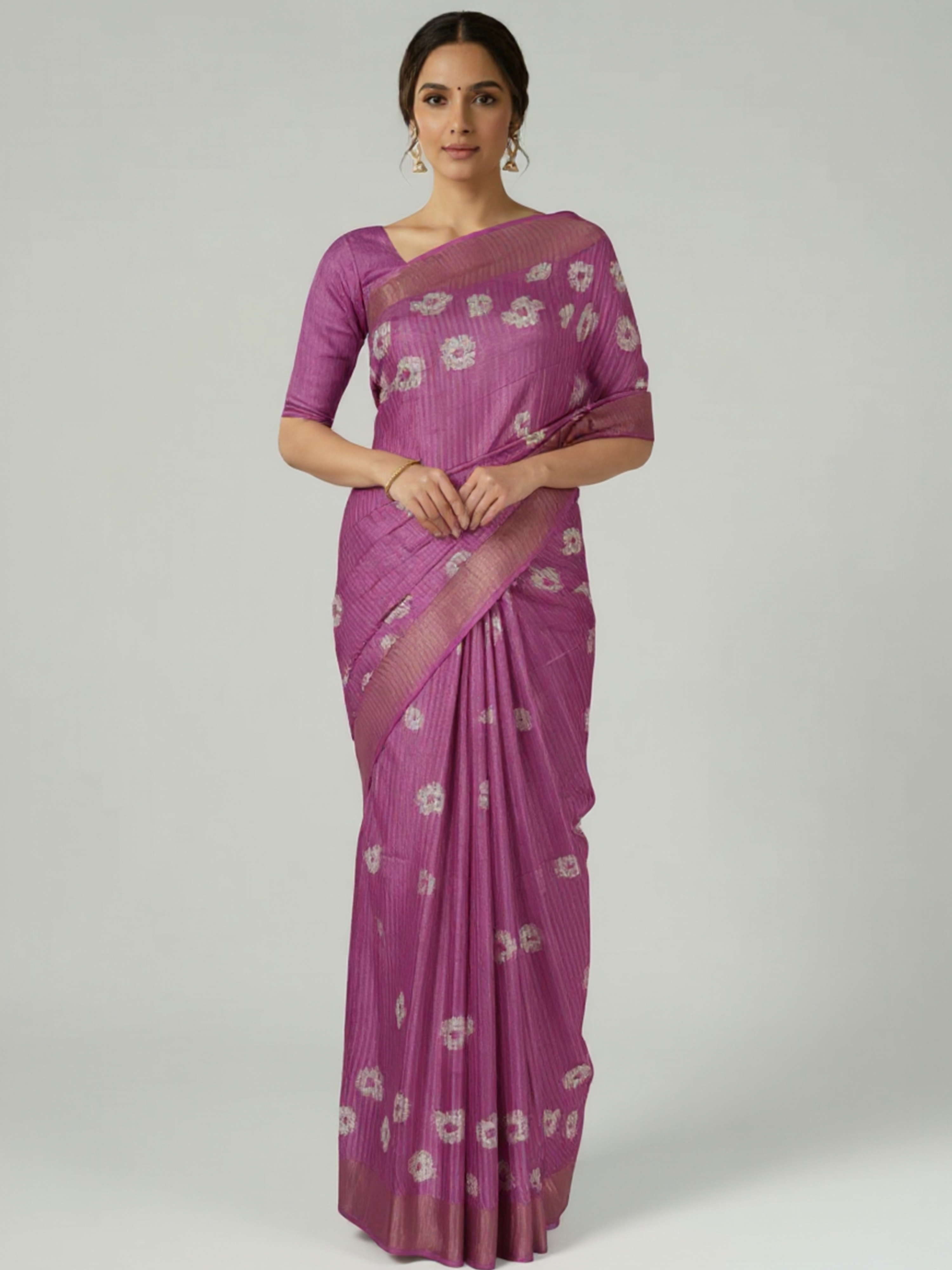 Onion Pink Semi Tusser Check with spreaded Floral Design Saree