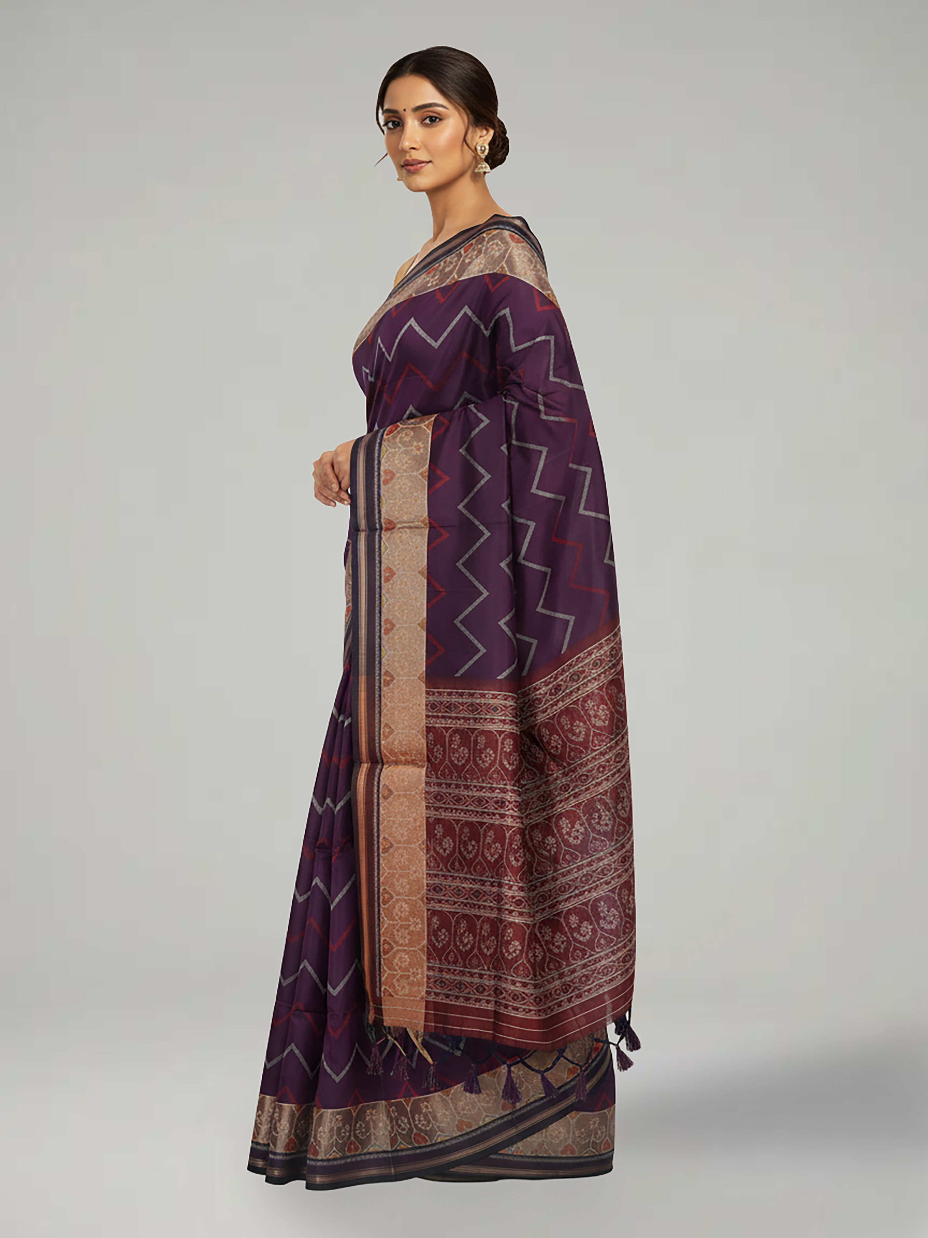 Purple Semi Jute Silk Saree With Zig Zag pattern