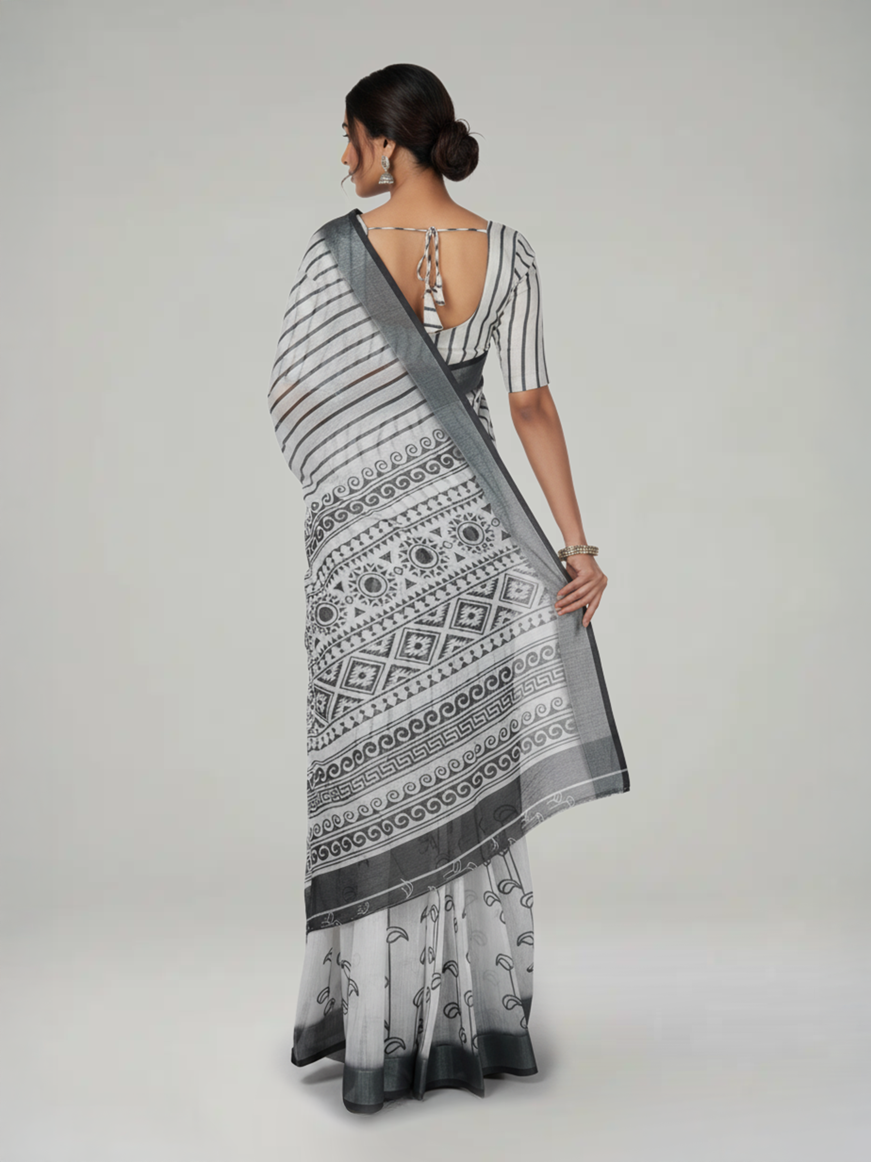 White & Grey Printed Semi Linen Saree