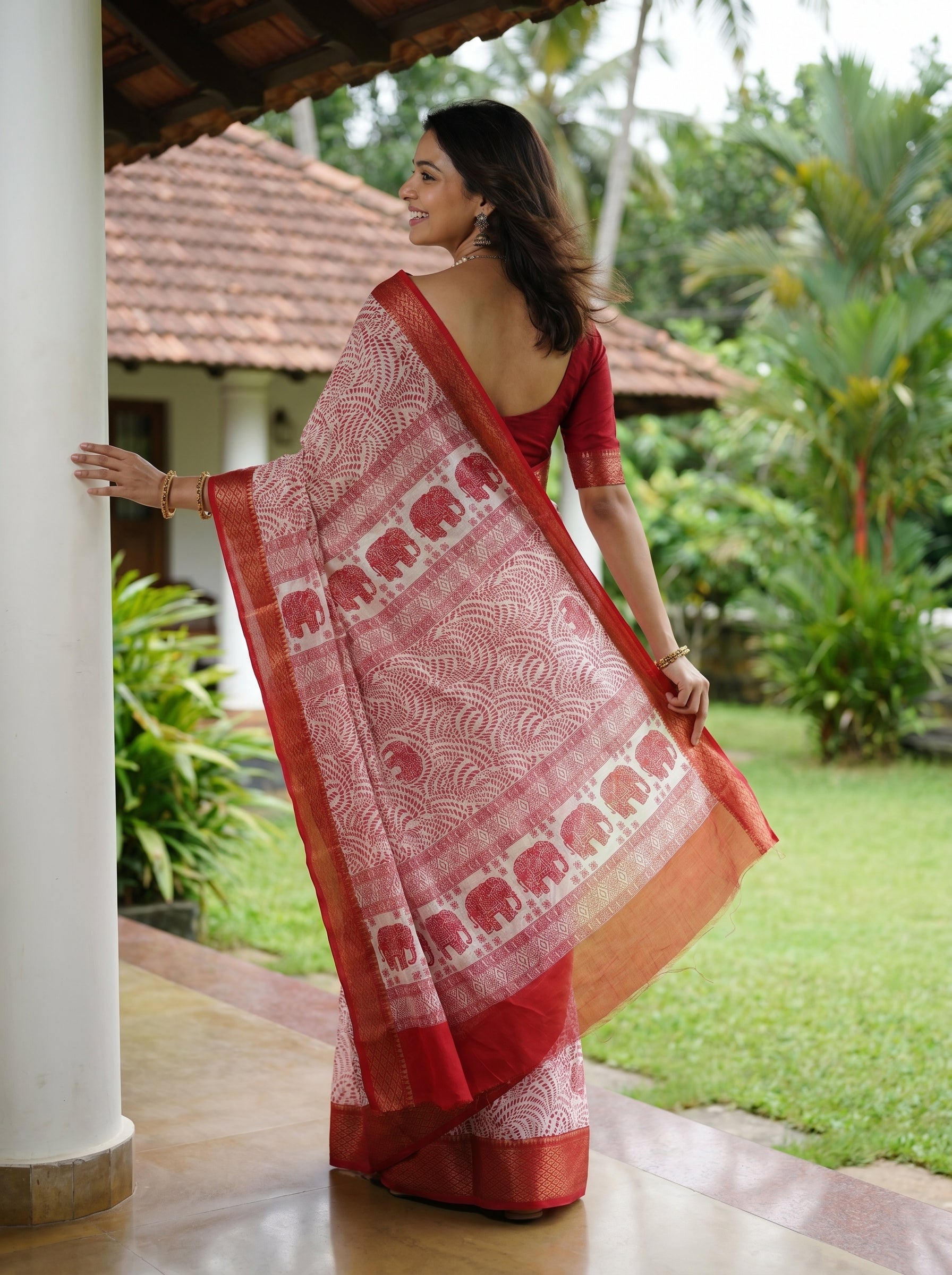 Synthetic White Red Elephant Motif Block Print Saree with Traditional Printed Border