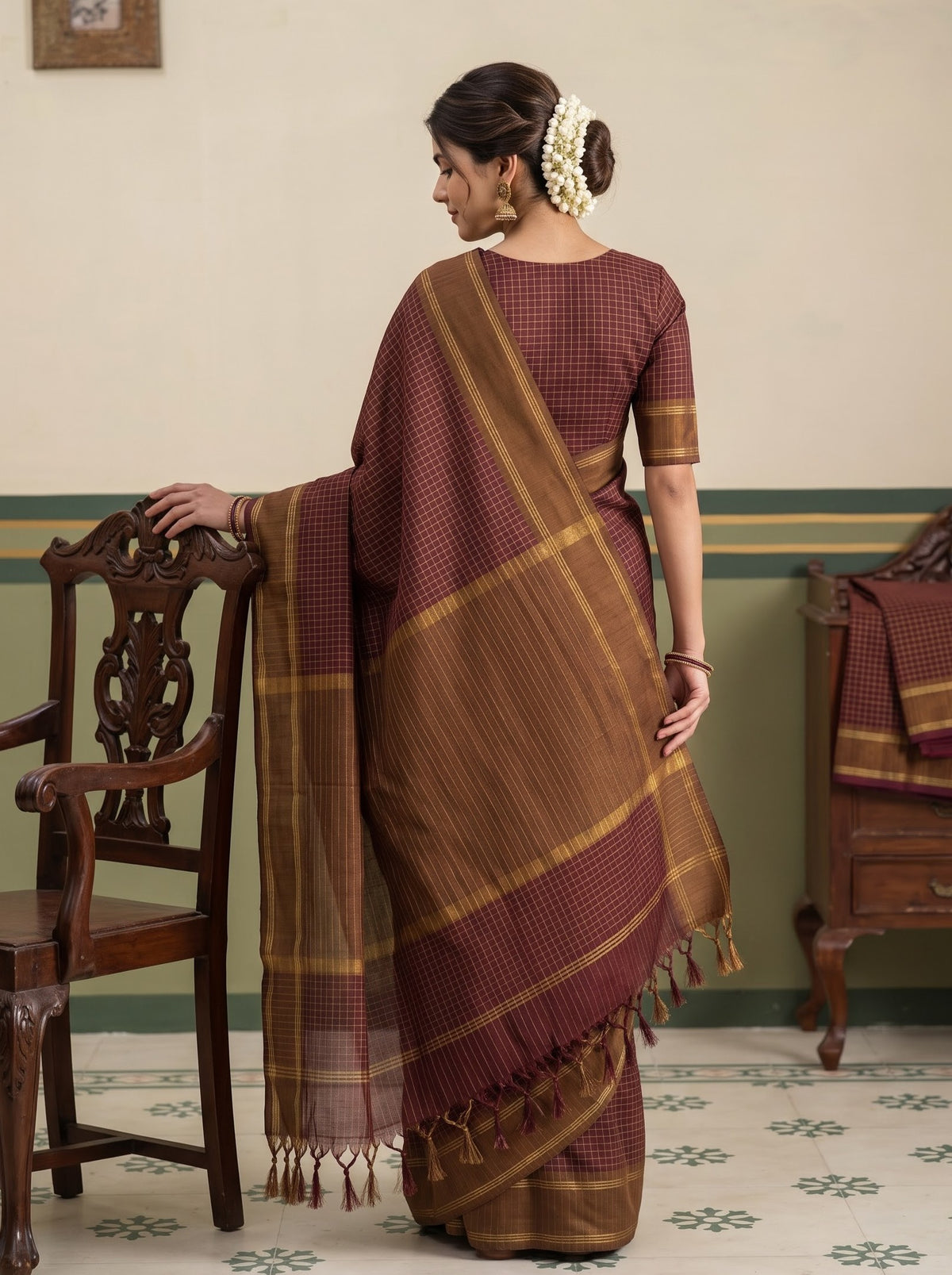Semi Silk Maroon Golden Zari Checkered Pallu Saree with Brown Border