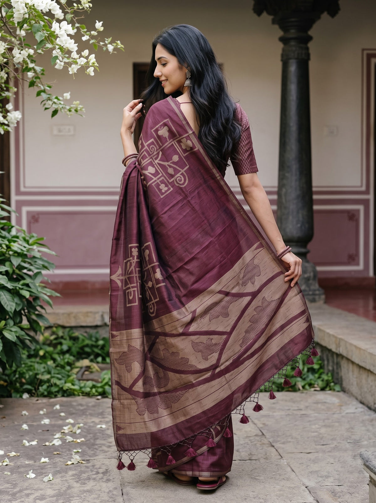 Matka Silk Maroon Saree with Geometric Trellis and Leaf Jaal Weave