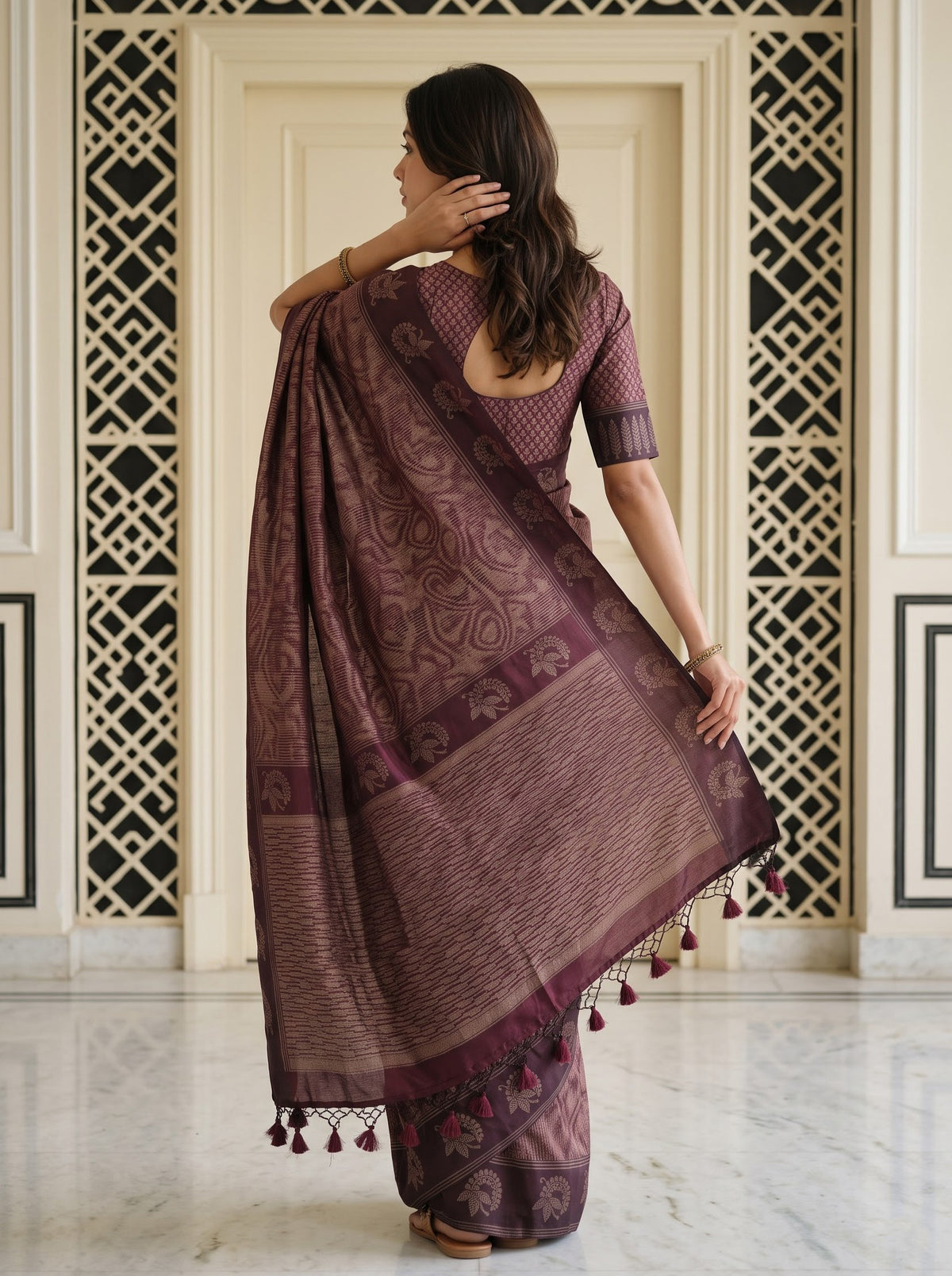 Matka Silk Wine Brown Paisley Swirl Floral Bouquet Border
