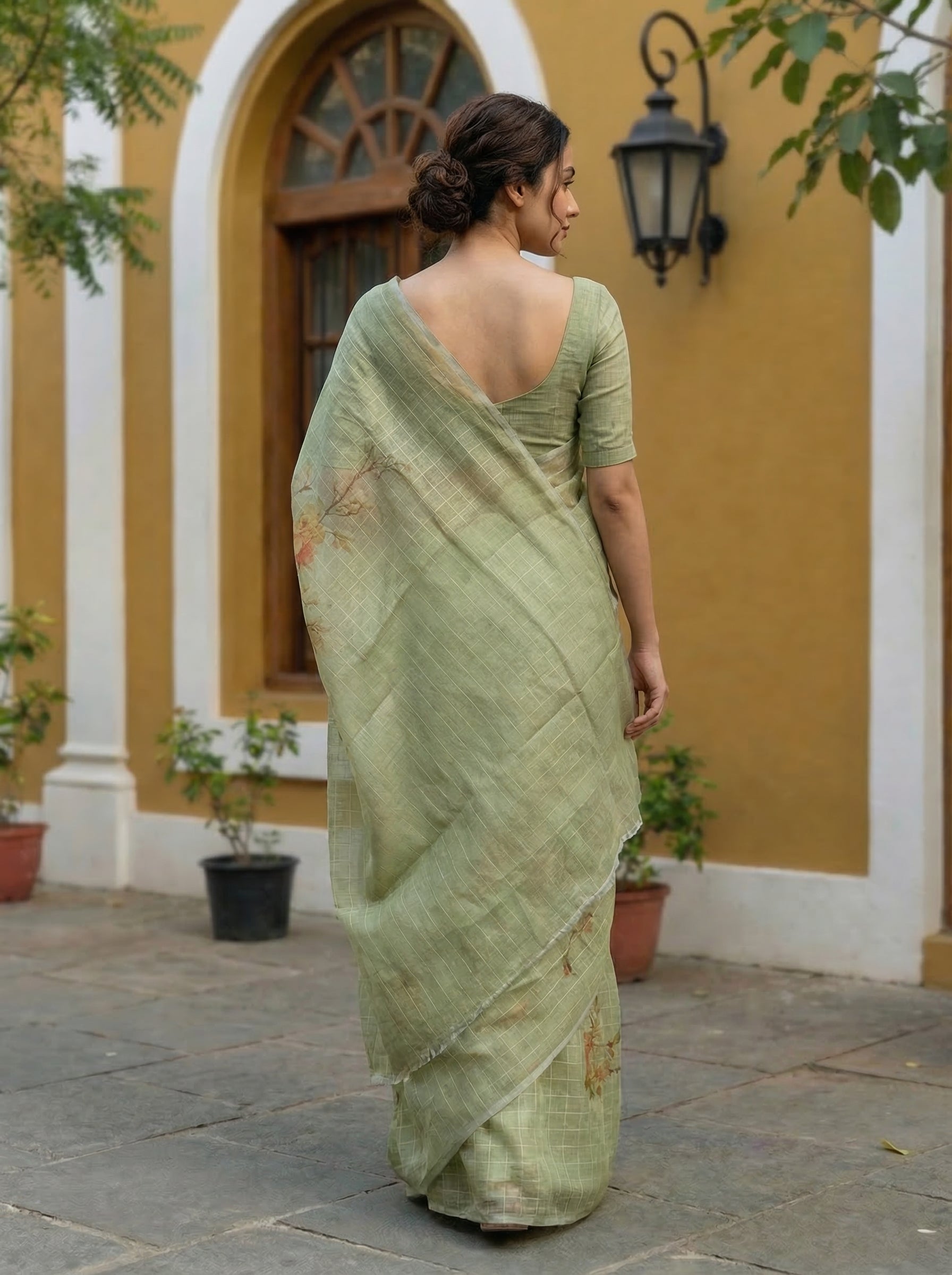 Linen Pistachio Green Checked Floral Printed Saree