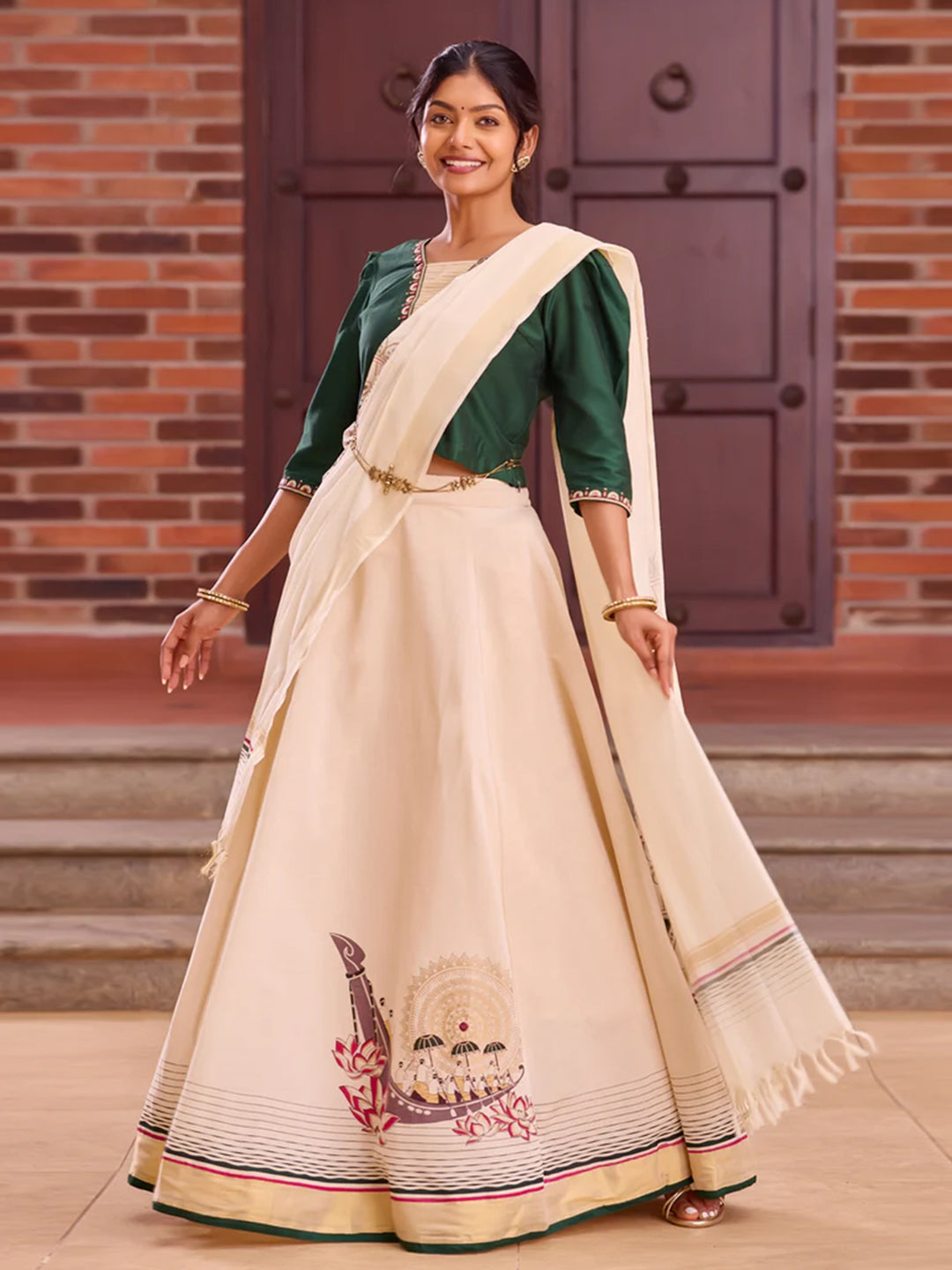 Vallamkali Printed Off-White Skirset with Green Embroidered Top & Dupatta